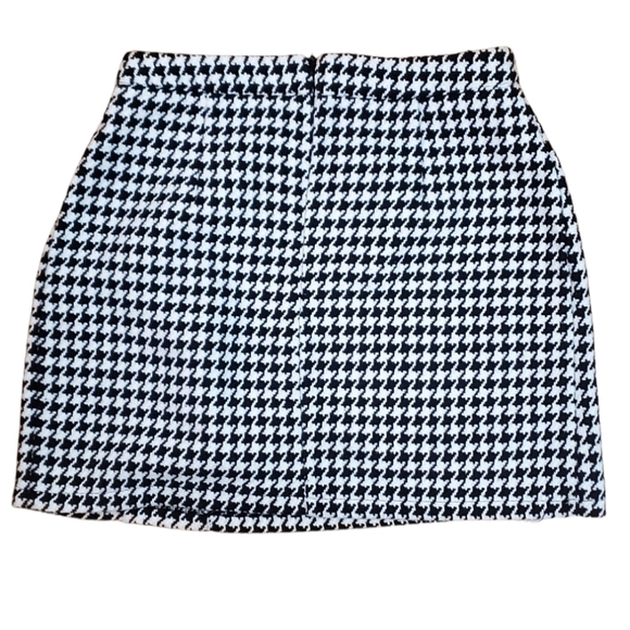 🦋 Boohoo Dogtooth Heavy Weight Mini Skirt - Picture 4 of 8
